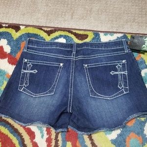 Rock 47 shorts by wrangler